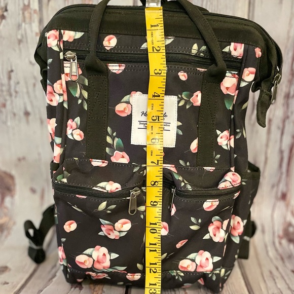 Hot Style Backpack - Picture 10 of 12